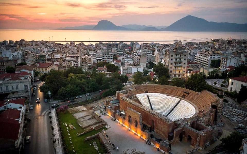 D&M Studio Ριο Πατρα Patras Esterno foto